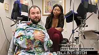 Natural tits bounce during a backstage blowjob session