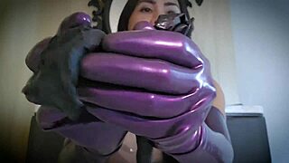 Latex glove fetish ASMR, featuring sounds of latex rubbing and fingers counting
