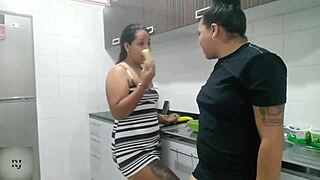 How rich looks that cucumber? I want to see